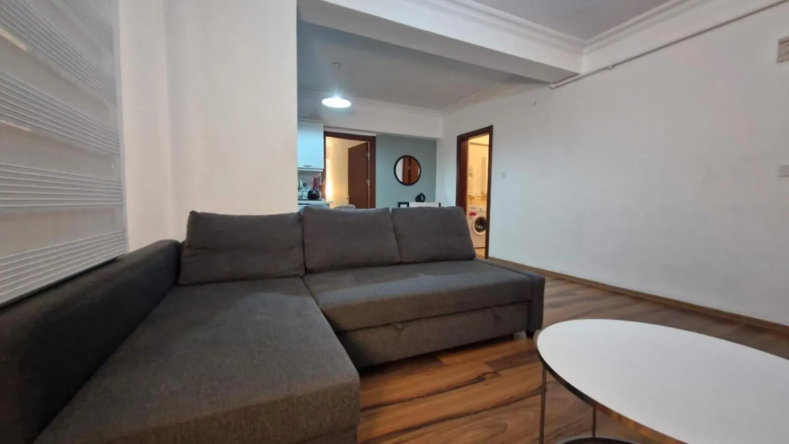 Sabiha Goekcen 5 Dk A Havuzlu Otoparkli Yesillikler Icinde Istanbul Apartament